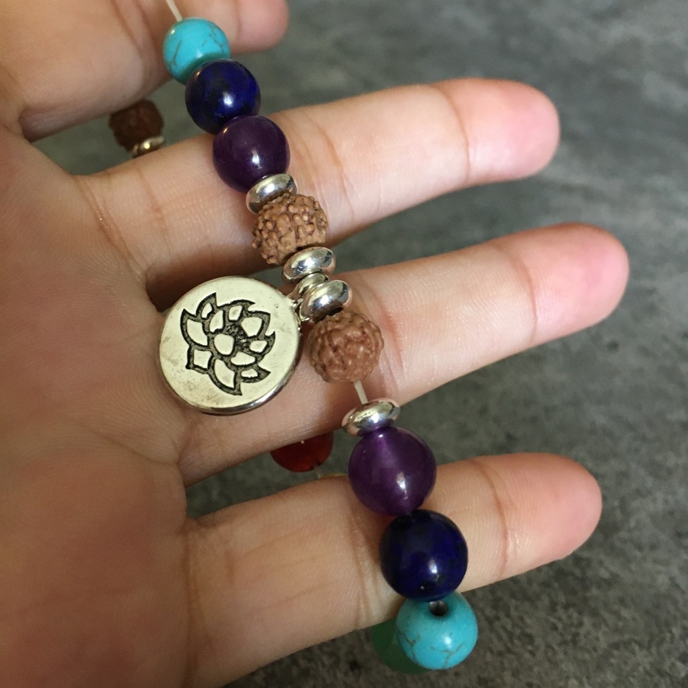 Chakra Healing Lotus Crystal Bracelet - Picture 6 of 8
